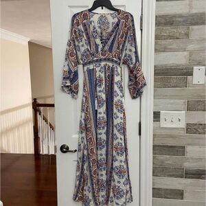 Floral Bohemian Maxi Dress - Blue and White